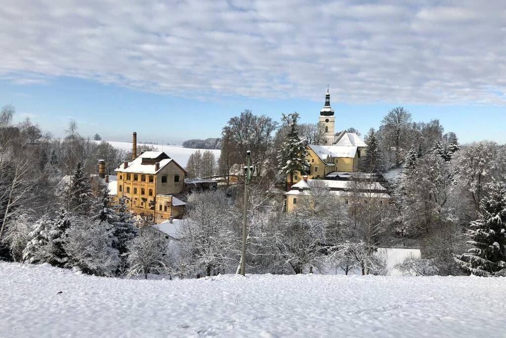 Penzion Pivovar - Jedinecne Ubytovani V Arealu Byvaleho Pivovaru Villa Rudník Dış mekan fotoğraf